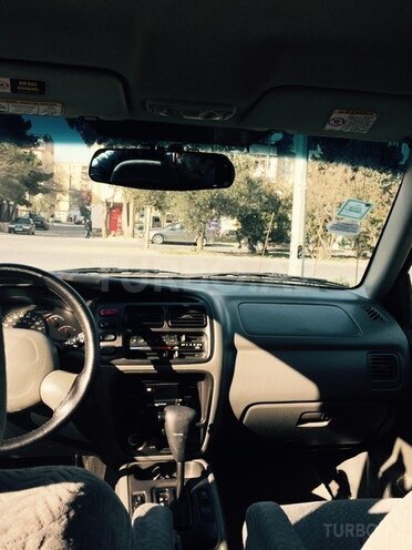Suzuki Grand Vitara 2001, 164,000 km - 2.7 л - Bakı