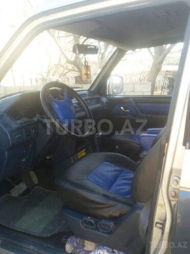 Mitsubishi Pajero 1993, 250,000 km - 2.5 л - Sumqayıt
