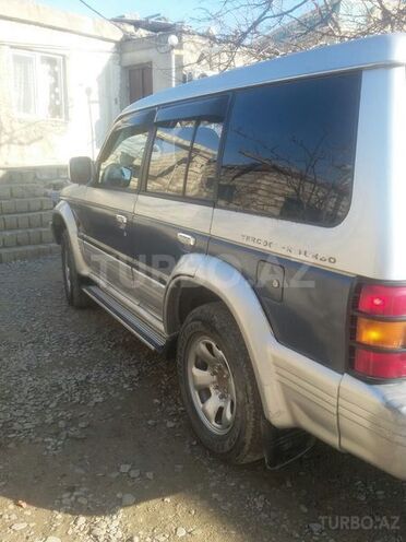 Mitsubishi Pajero 1993, 250,000 km - 2.5 л - Sumqayıt
