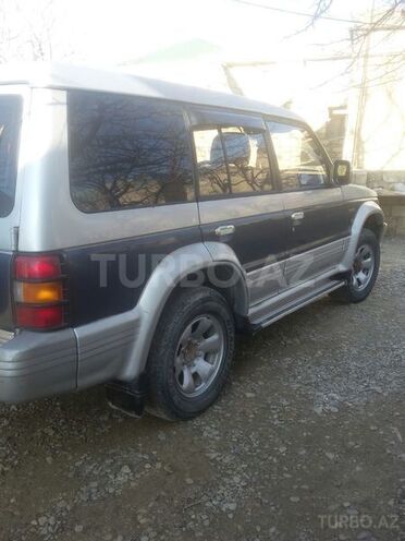 Mitsubishi Pajero 1993, 250,000 km - 2.5 л - Sumqayıt