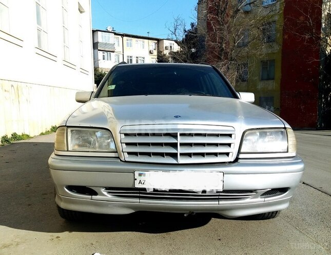 Mercedes C 180 1998, 370,000 km - 1.8 l - Bakı