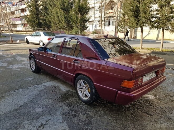 Mercedes 190 1991, 393,000 km - 1.8 л - Mingəçevir