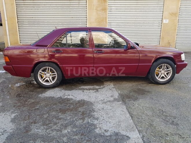 Mercedes 190 1991, 393,000 km - 1.8 л - Mingəçevir