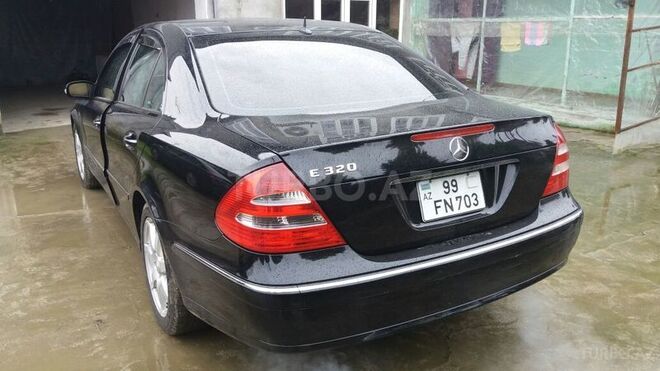 Mercedes E 320 2004, 142,550 km - 3.2 л - Bakı