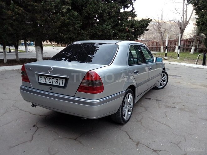 Mercedes C 220 1995, 397,000 km - 2.2 l - Sumqayıt