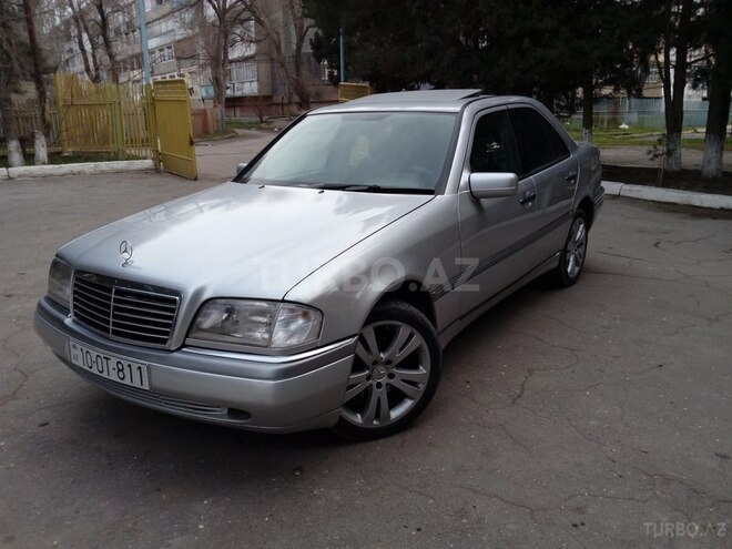 Mercedes C 220 1995, 397,000 km - 2.2 l - Sumqayıt