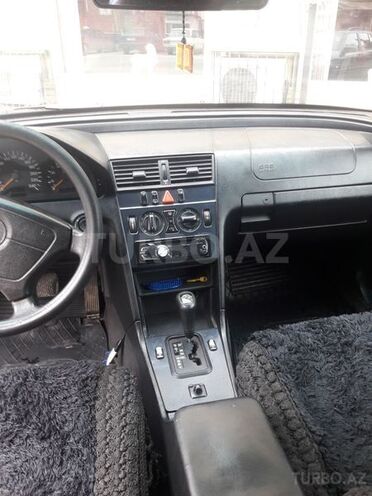 Mercedes C 200 1998, 422,500 km - 2.0 l - Bakı