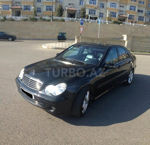 Mercedes C 230 2005, 180,000 km - 2.5 l - Bakı
