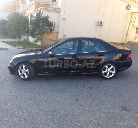 Mercedes C 230 2005, 180,000 km - 2.5 l - Bakı
