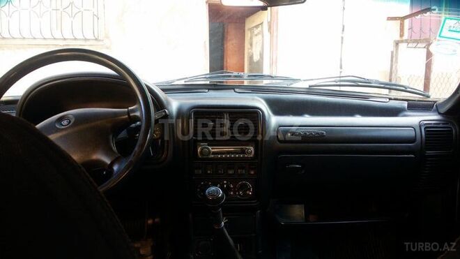 GAZ 3110 2006, 205,000 km - 2.3 л - Bakı