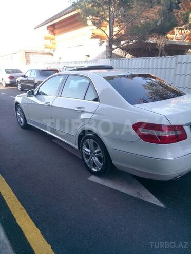 Mercedes E 200 2010, 206,000 km - 1.8 l - Bakı