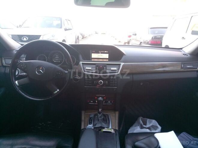 Mercedes E 200 2010, 206,000 km - 1.8 l - Bakı