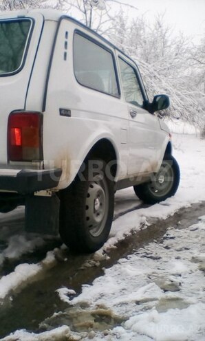 LADA (VAZ) Niva 2003, 120,000 km - 1.7 l - Yardımlı