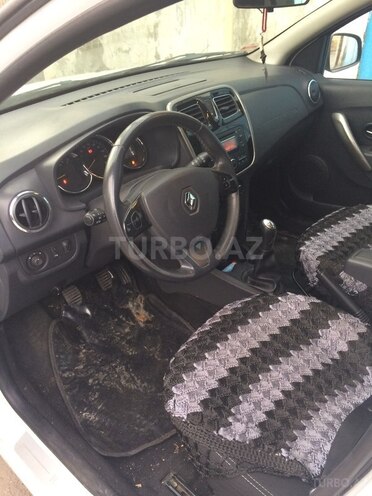 Renault Logan 2015, 70,000 km - 1.6 л - Bakı