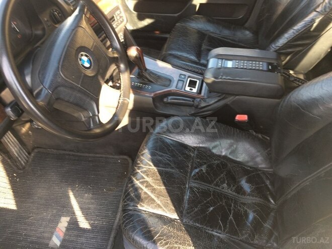 BMW 528 1996, 233,000 km - 2.8 l - Şəmkir