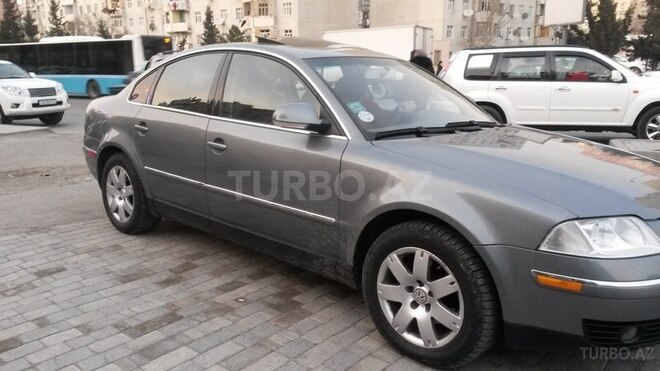 Volkswagen Passat 2004, 210,000 km - 1.8 л - Bakı