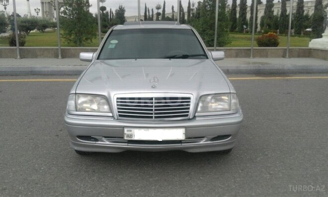 Mercedes C 220 1994, 245,000 km - 2.2 l - Samux
