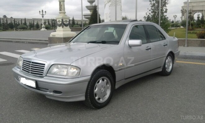 Mercedes C 220 1994, 245,000 km - 2.2 l - Samux