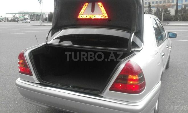 Mercedes C 220 1994, 245,000 km - 2.2 l - Samux