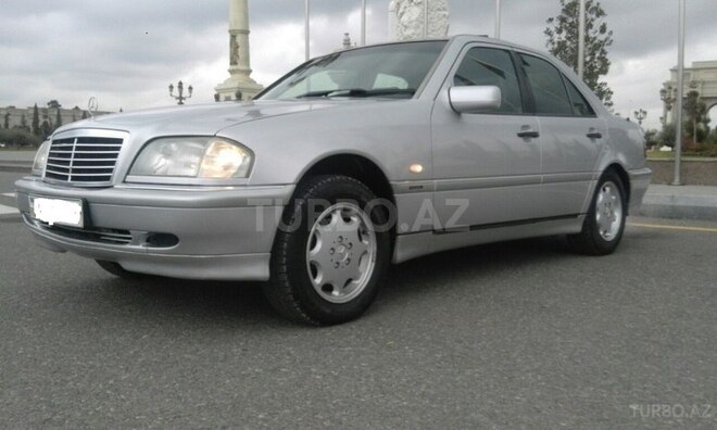 Mercedes C 220 1994, 245,000 km - 2.2 l - Samux