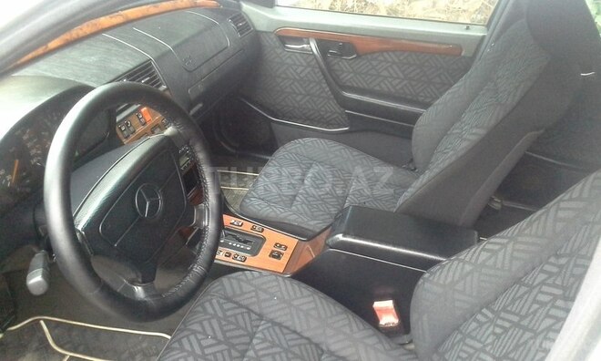 Mercedes C 220 1994, 245,000 km - 2.2 l - Samux