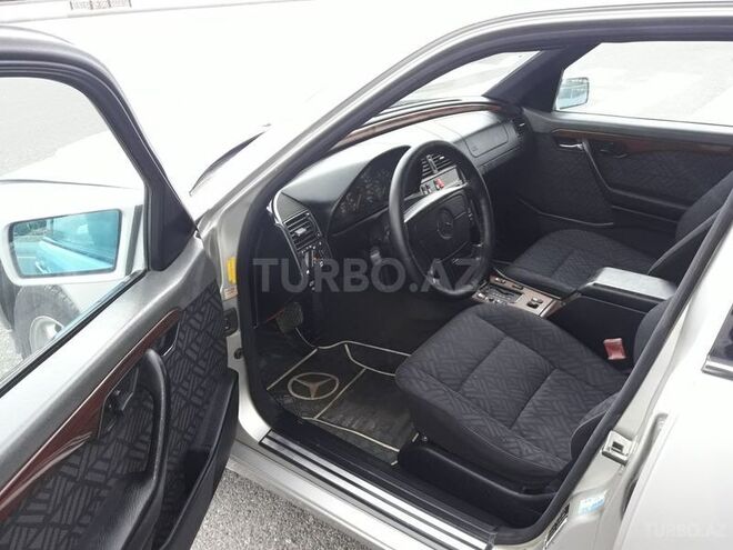 Mercedes C 220 1994, 245,000 km - 2.2 l - Samux