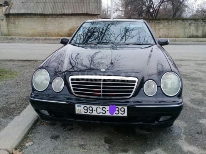 Mercedes E 240 2001, 293,748 km - 2.6 l - İsmayıllı