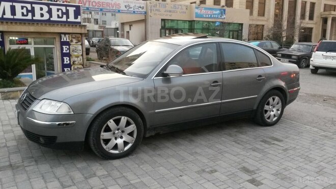 Volkswagen Passat 2004, 302,412 km - 1.8 л - Bakı