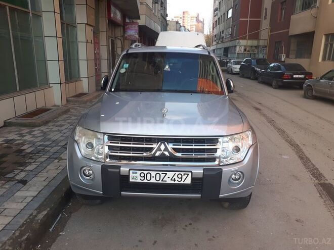 Mitsubishi Pajero 2011, 96,800 km - 3.5 л - Bakı