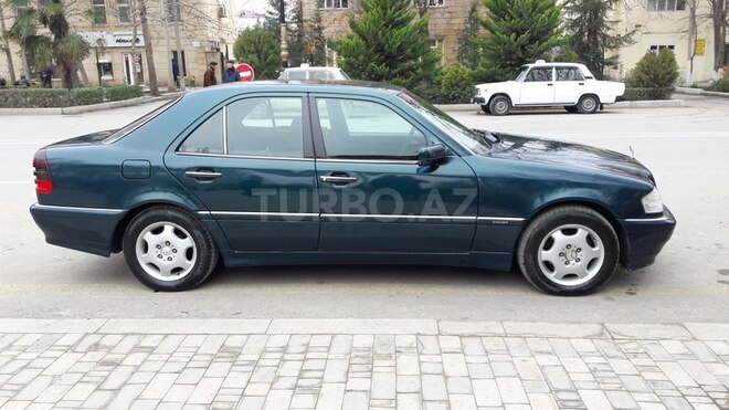 Mercedes C 230 1996, 361,986 km - 2.3 l - Yevlax