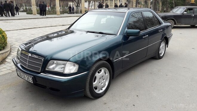 Mercedes C 230 1996, 361,986 km - 2.3 l - Yevlax