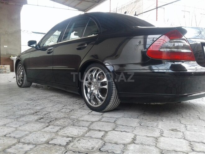Mercedes E 220 2006, 201,000 km - 2.2 l - Bakı