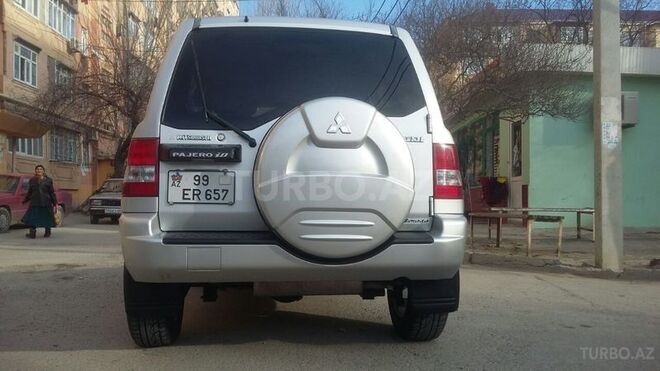 Mitsubishi Pajero io 2001, 137,871 km - 2.0 л - Sumqayıt