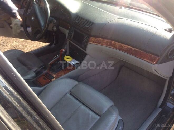 BMW 530 2003, 255,000 km - 3.0 l - Gəncə