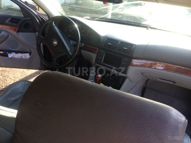 BMW 530 2003, 255,000 km - 3.0 l - Gəncə