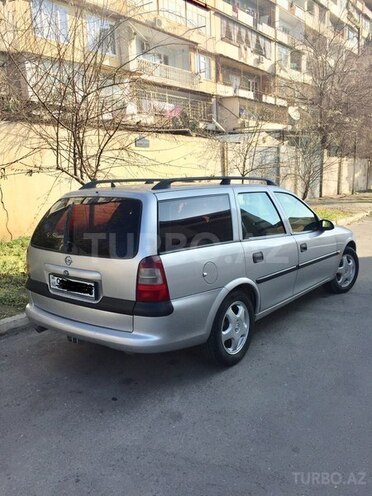 Opel Vectra 1999, 215,000 km - 1.8 л - Bakı
