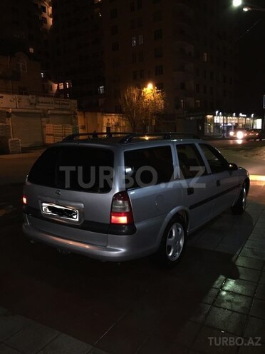 Opel Vectra 1999, 215,000 km - 1.8 л - Bakı
