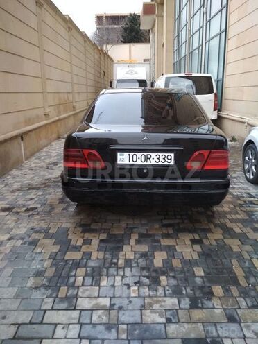 Mercedes E 220 1995, 362,000 km - 2.2 л - Bakı