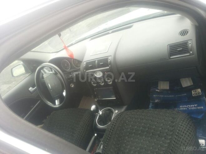 Ford Mondeo 2001, 10,021 km - 1.8 l - Zaqatala