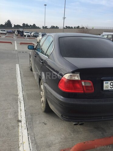 BMW 320 2001, 236,000 km - 2.2 l - Bakı