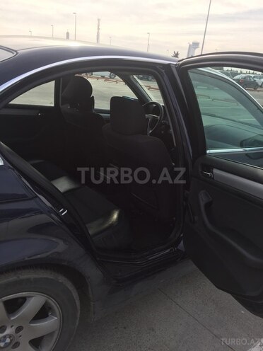 BMW 320 2001, 236,000 km - 2.2 l - Bakı