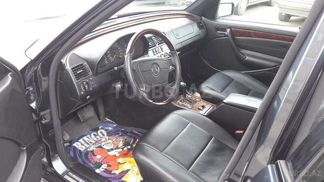 Mercedes C 180 1999, 217,547 km - 1.8 л - Sumqayıt