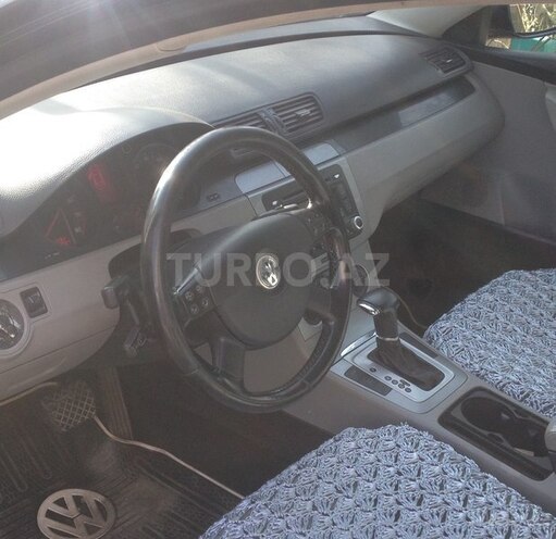 Volkswagen Passat 2005, 191,200 km - 2.0 l - Bakı