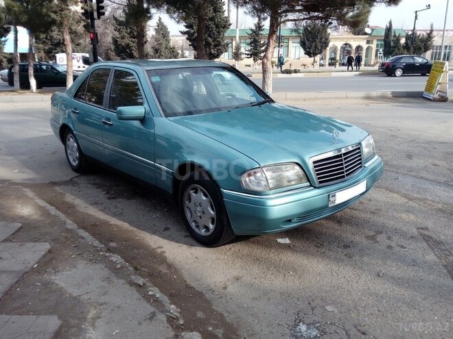 Mercedes C 200 1996, 320,000 km - 2.0 l - Sumqayıt
