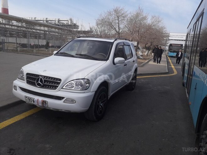 Mercedes ML 300 2000, 130,000 km - 3.2 l - Sumqayıt