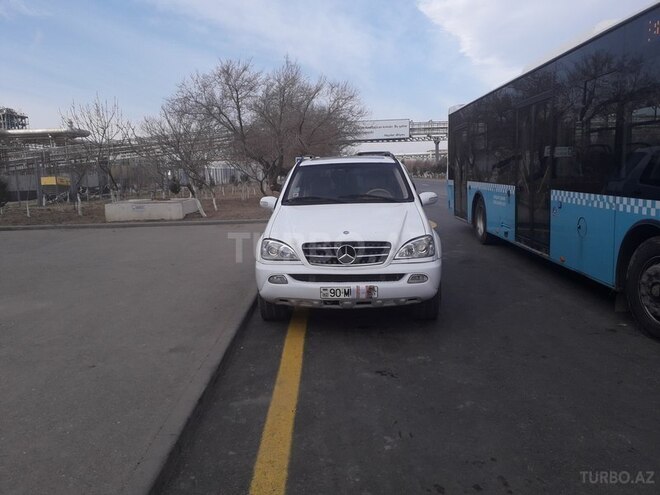 Mercedes ML 300 2000, 130,000 km - 3.2 l - Sumqayıt