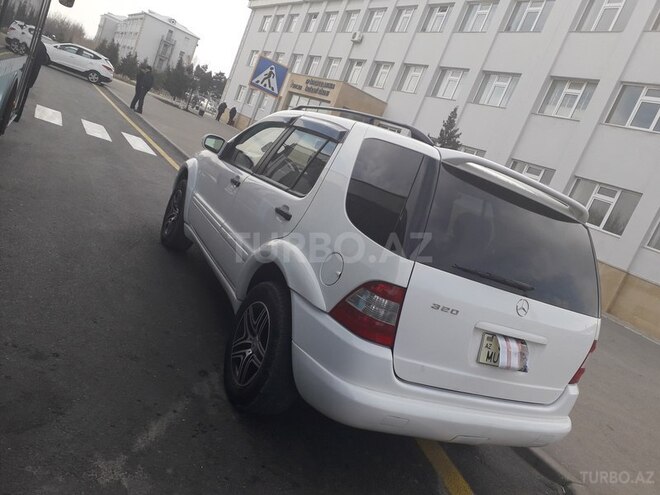 Mercedes ML 300 2000, 130,000 km - 3.2 l - Sumqayıt