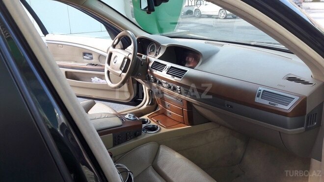 BMW 745 2002, 168,000 km - 4.4 л - Bakı