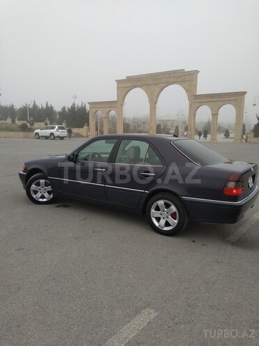 Mercedes C 230 1999, 200,000 km - 2.3 л - Bərdə