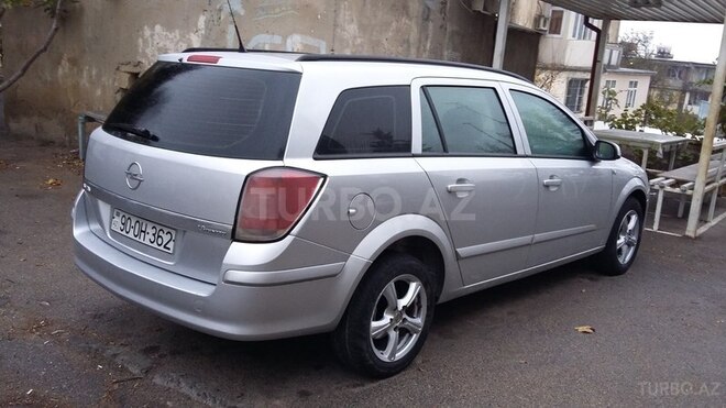 Opel Astra 2006, 240,000 km - 1.6 l - Bakı